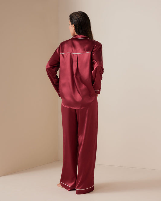 Model is 5'7\ and wears a size S