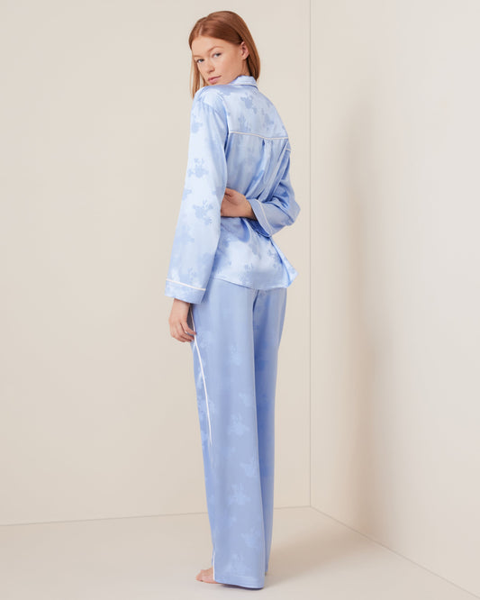 Model is 5'7\ and wears a size S