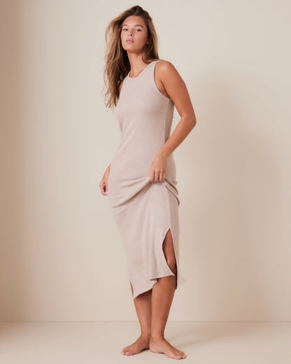 Model is 5'9\ and wears a size S