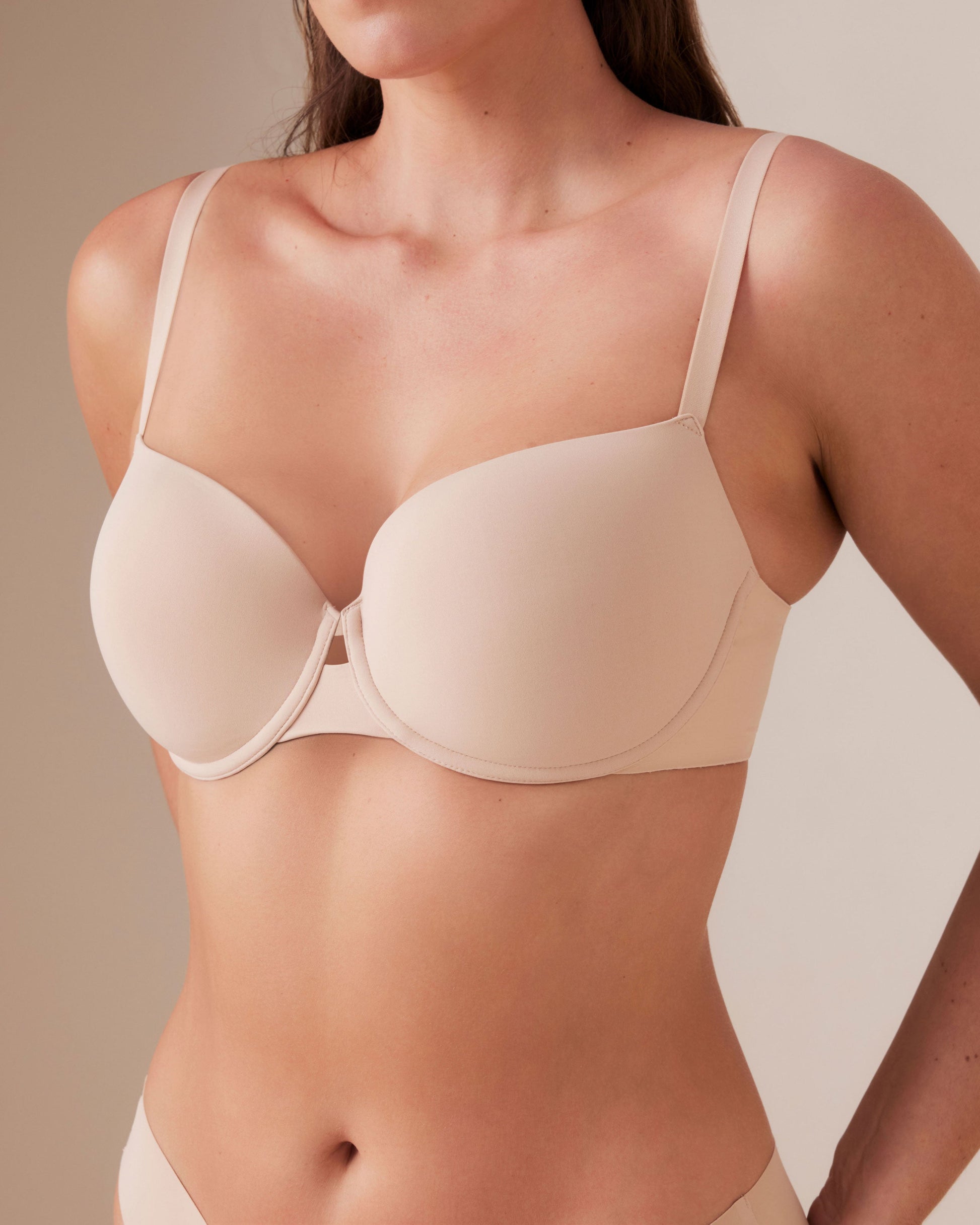 Invisibles Smooth Balconette Pushup Bra