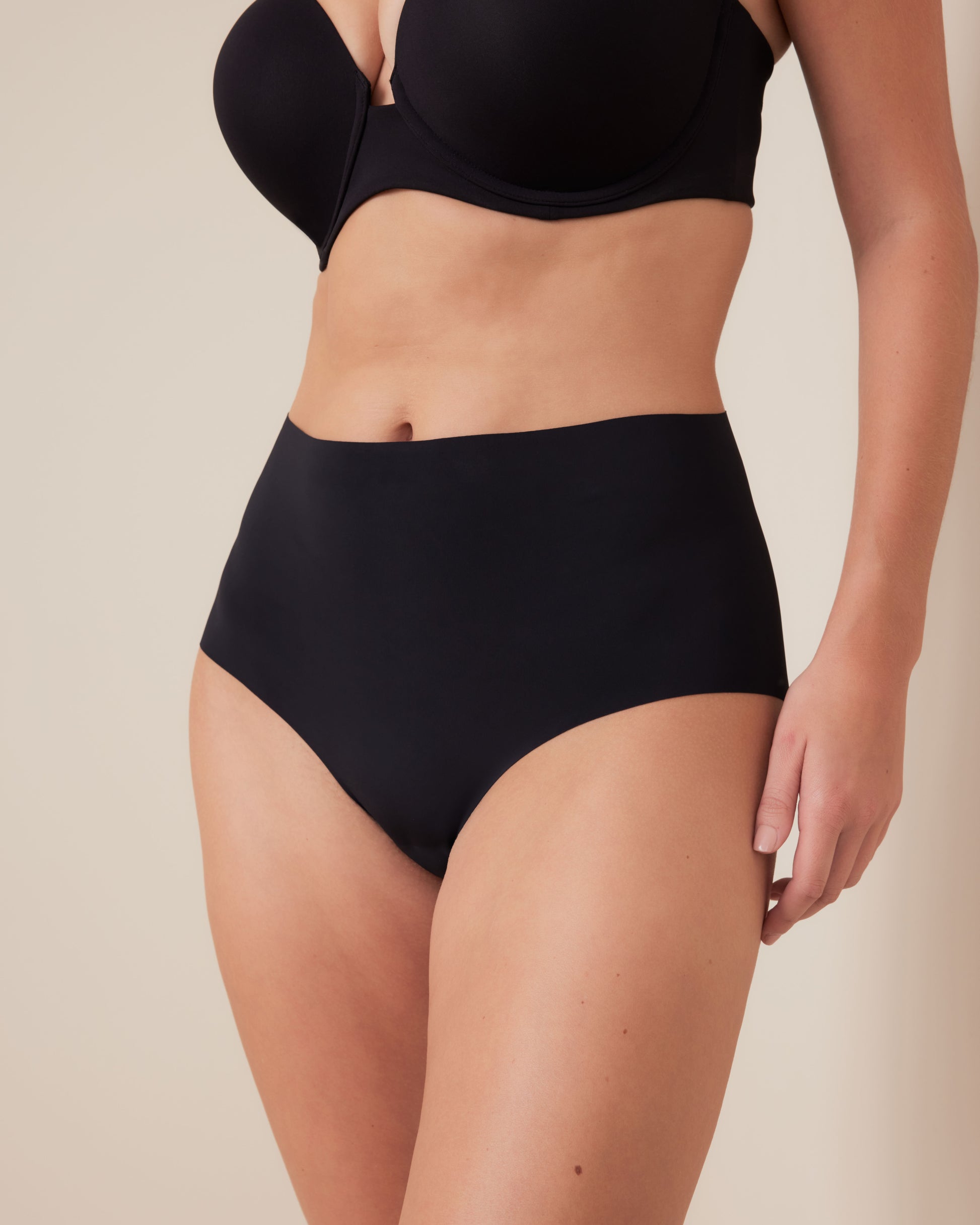Invisibles Smooth High Waist