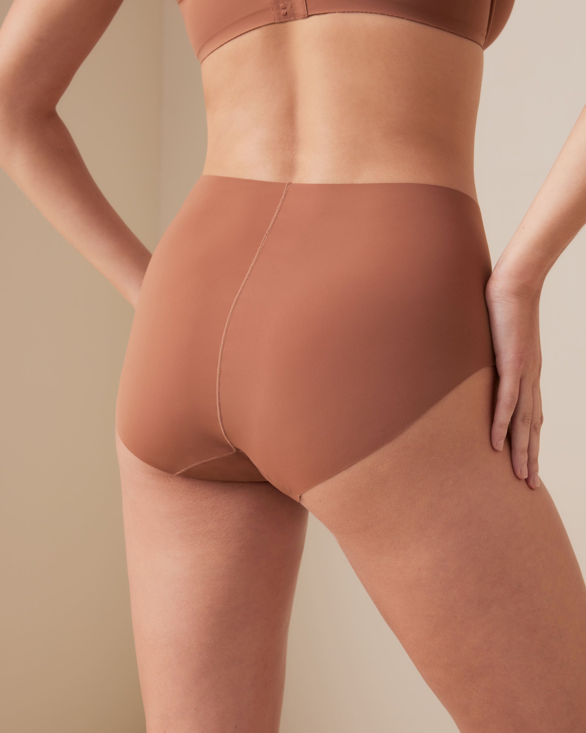 Invisibles Smooth High Waist