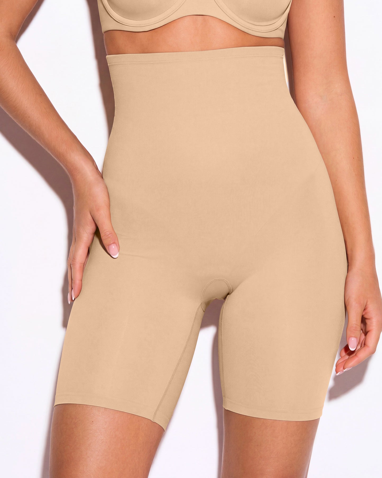 Sculpt High Waist Shaping Short In Latte
